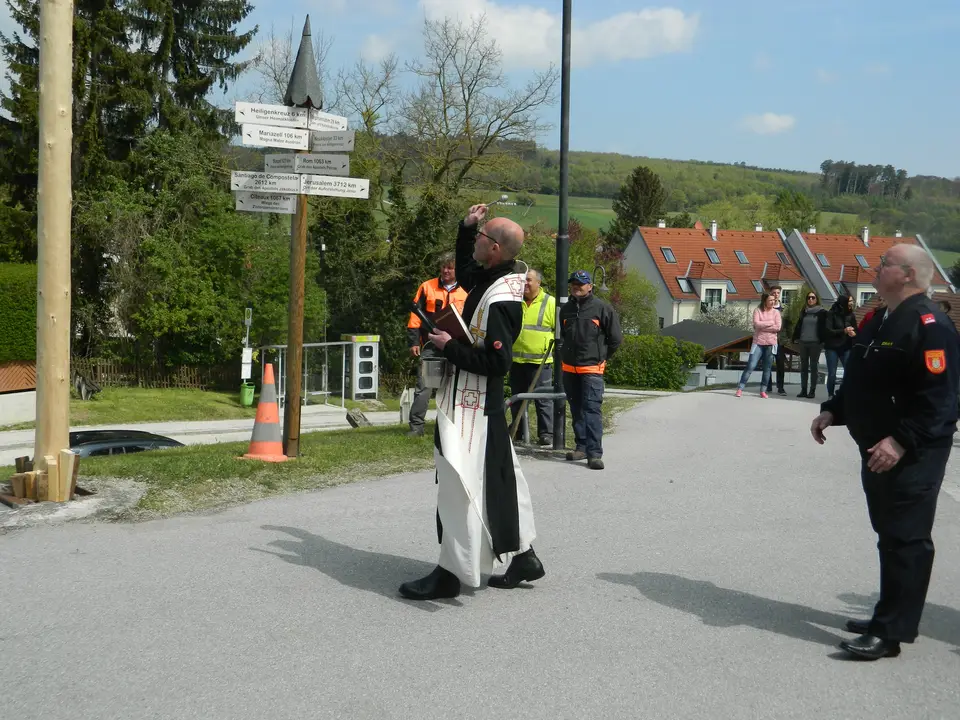 Maibaumaufstellen – Foto 8 von 11