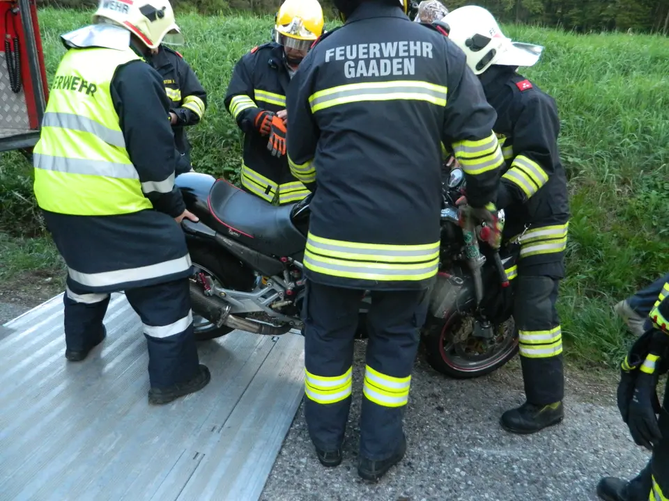 Einsatz nach Verkehrsunfall – Foto 2 von 5