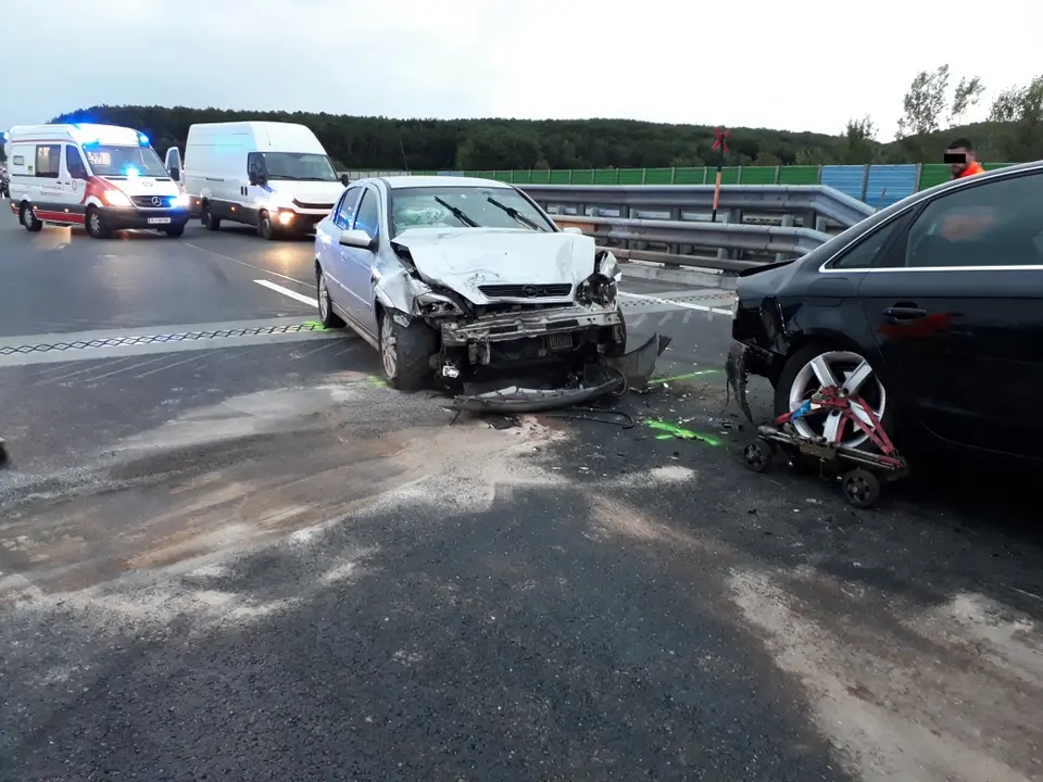 Unfall mit vier PKW auf A21 – Foto 9 von 9