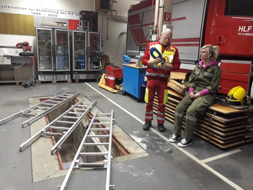 Monatsübung „Retten aus Tiefen“ – Foto 3 von 7