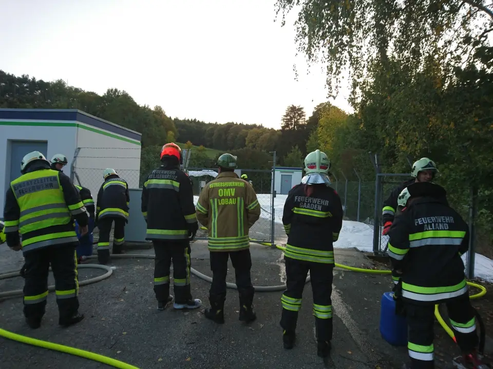 Übung bei Pipeline-Schieberstation – Foto 5 von 8
