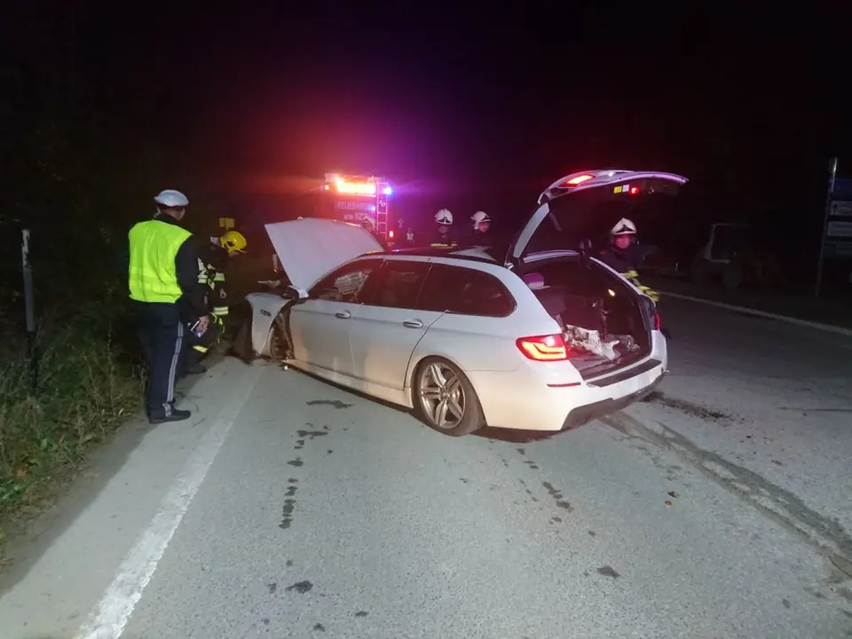 Verletzte Person bei PKW-Unfall – Foto 4 von 6