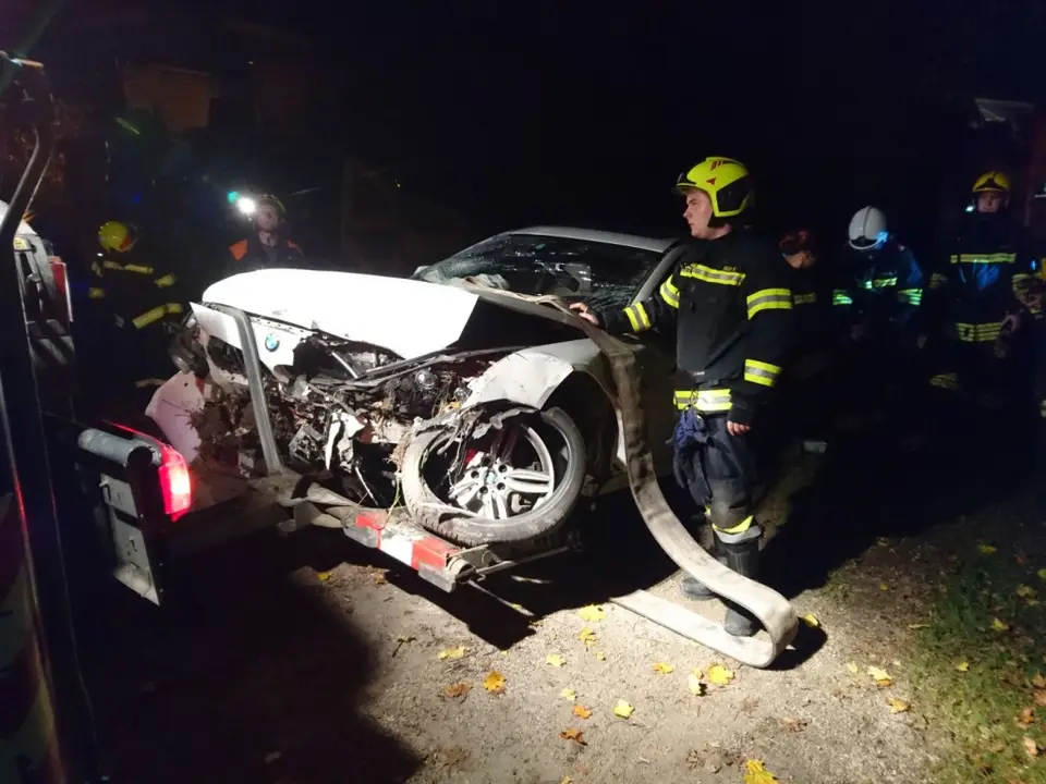 Verletzte Person bei PKW-Unfall – Foto 5 von 6