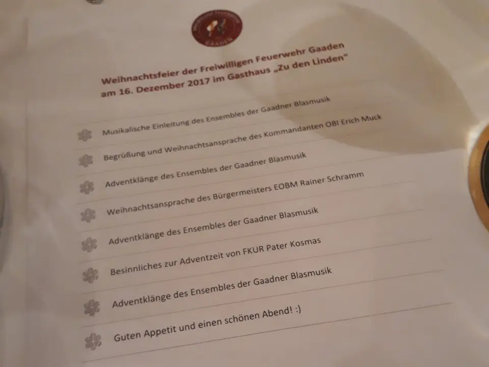 Weihnachtsfeier – Foto 2 von 2