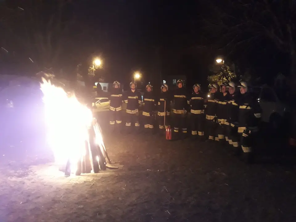 Osterfeuer – Foto 3 von 3