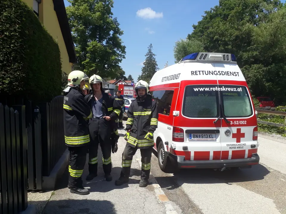 Kleinkind in PKW eingeschlossen – Foto 3 von 3