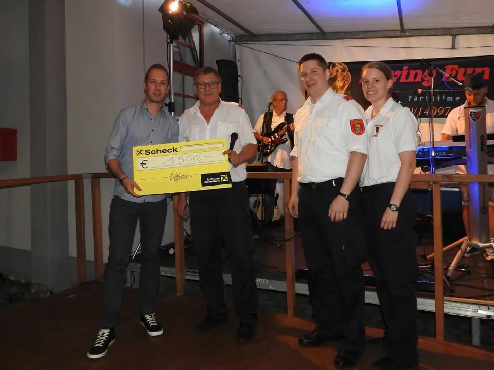 Feuerwehr-Heuriger – Foto 1 von 7