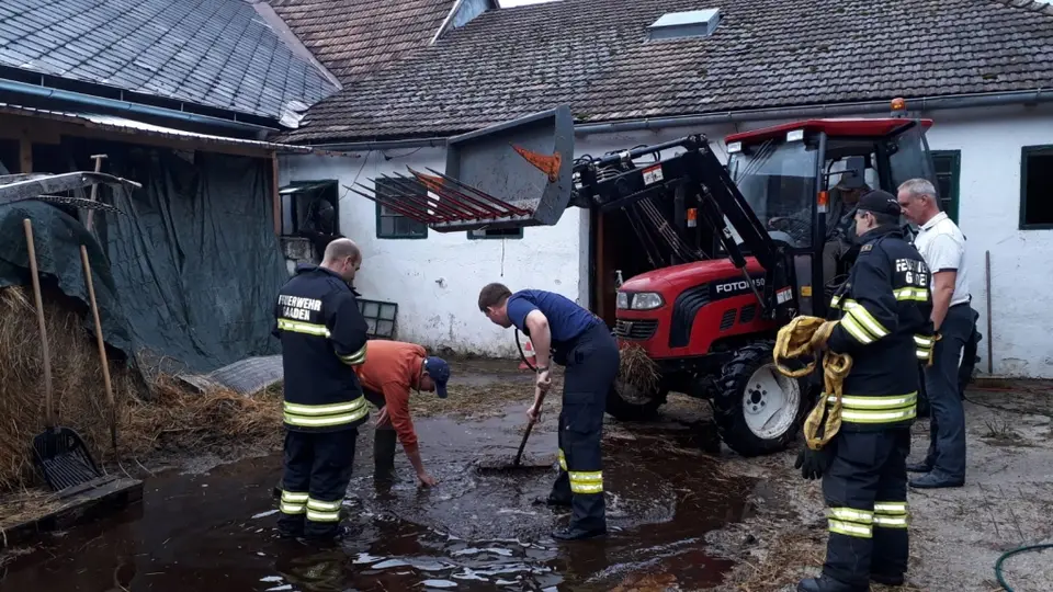 Drohender Wassereintritt in Reitstall – Foto 3 von 5