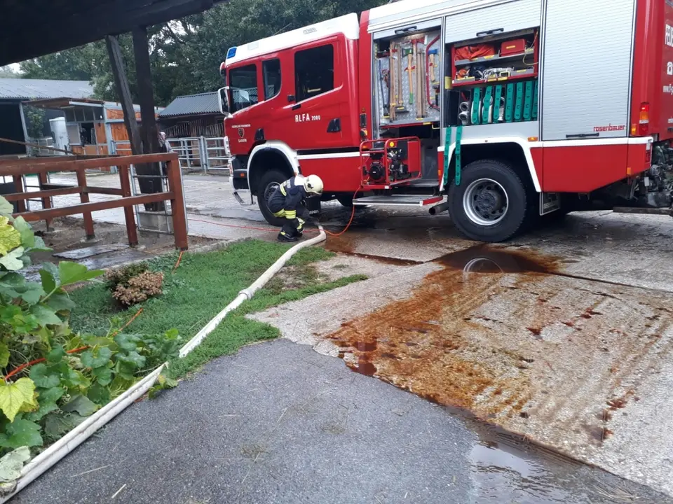 Drohender Wassereintritt in Reitstall – Foto 5 von 5