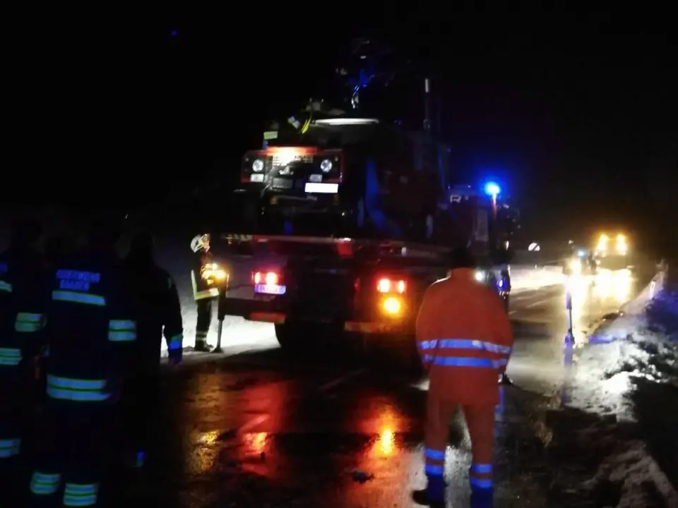 Fahrzeugbergungen nach Schneefall – Foto 2 von 2