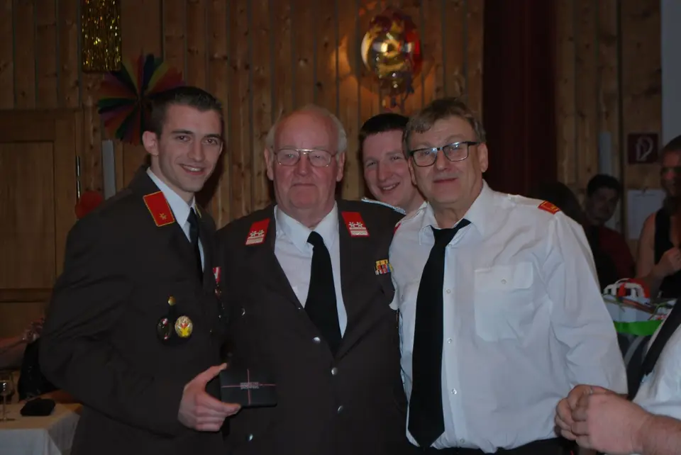 Feuerwehr-Ball – Foto 4 von 16