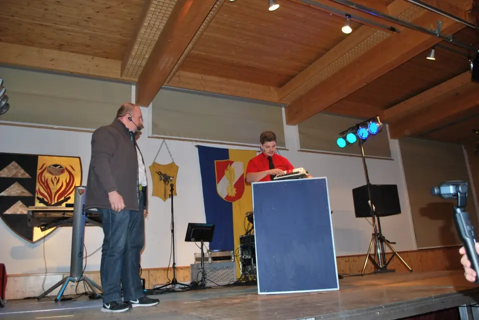 Feuerwehr-Ball – Foto 7 von 16