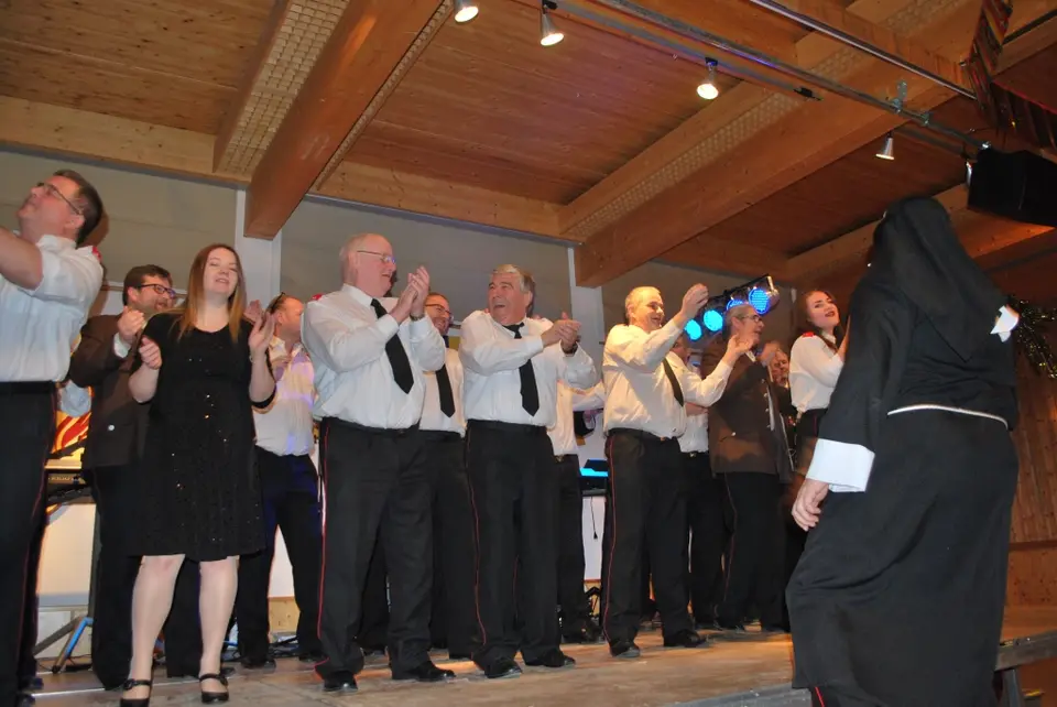 Feuerwehr-Ball – Foto 9 von 16
