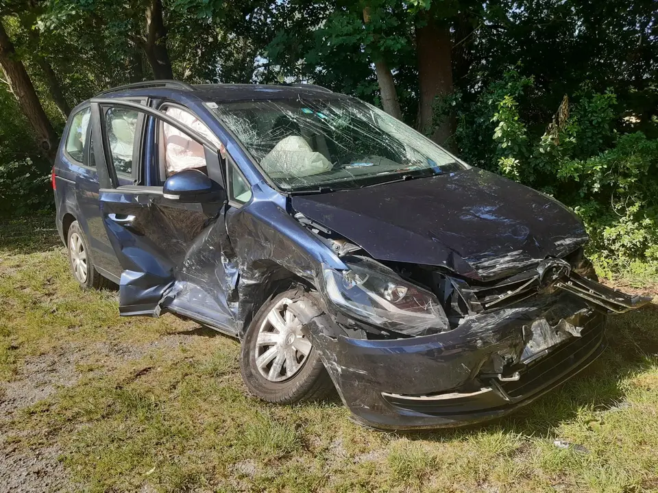 Verkehrsunfall im Ortsgebiet – Foto 4 von 4