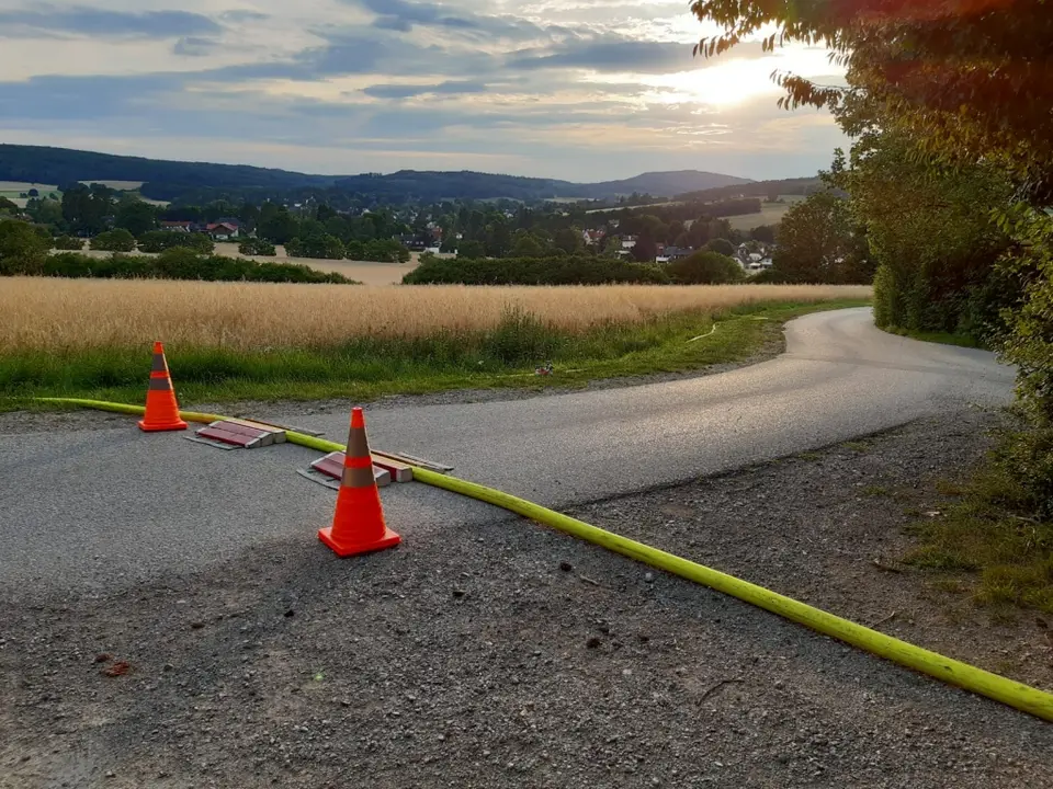 Übung Löschwasserförderung – Foto 6 von 8
