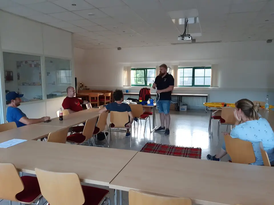 Schulung feuerwehrmedizinischer Dienst – Foto 1 von 2