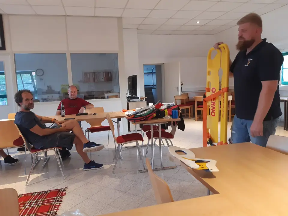 Schulung feuerwehrmedizinischer Dienst – Foto 2 von 2