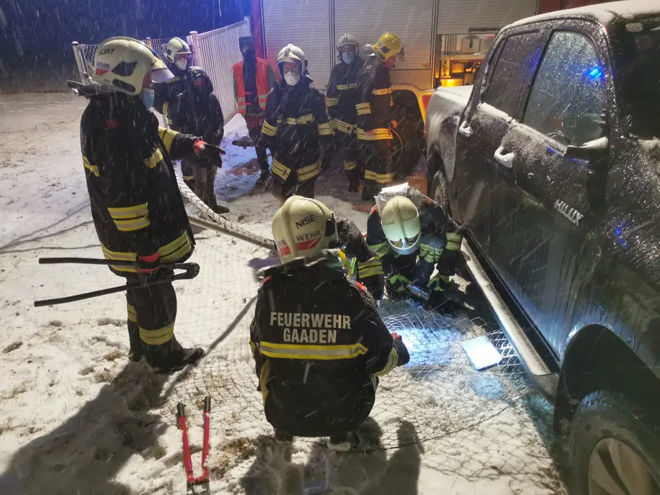 Winterliche Fahrzeugbergung – Foto 3 von 3