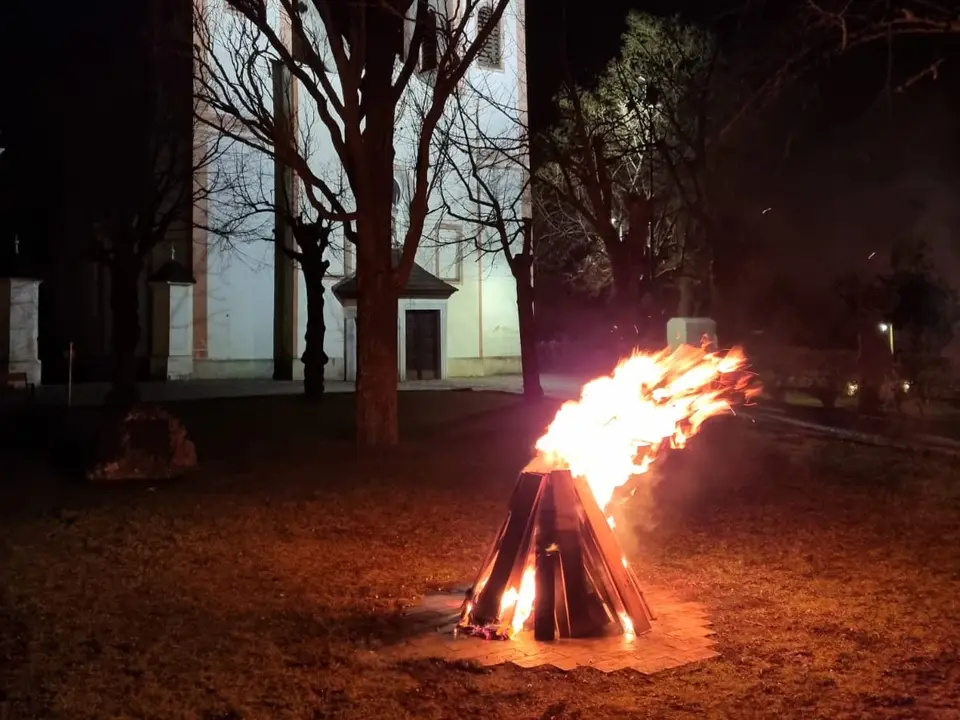 Osterfeuer – Foto 2 von 2