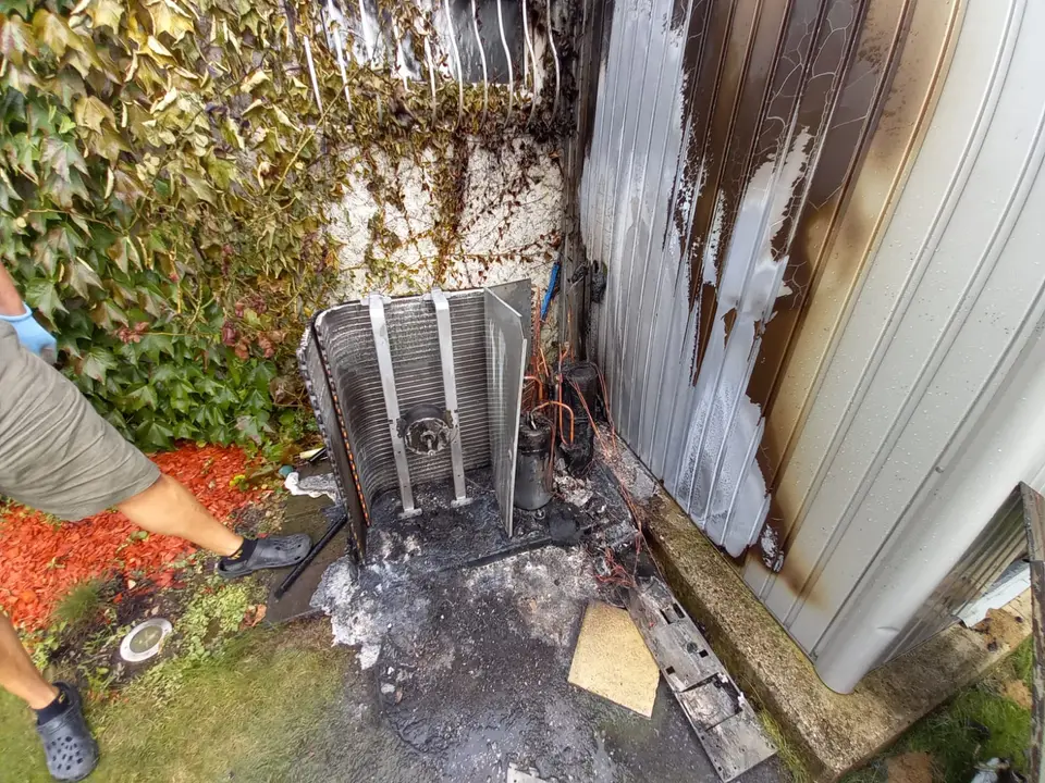Brand einer Gartenhütte – Foto 4 von 4