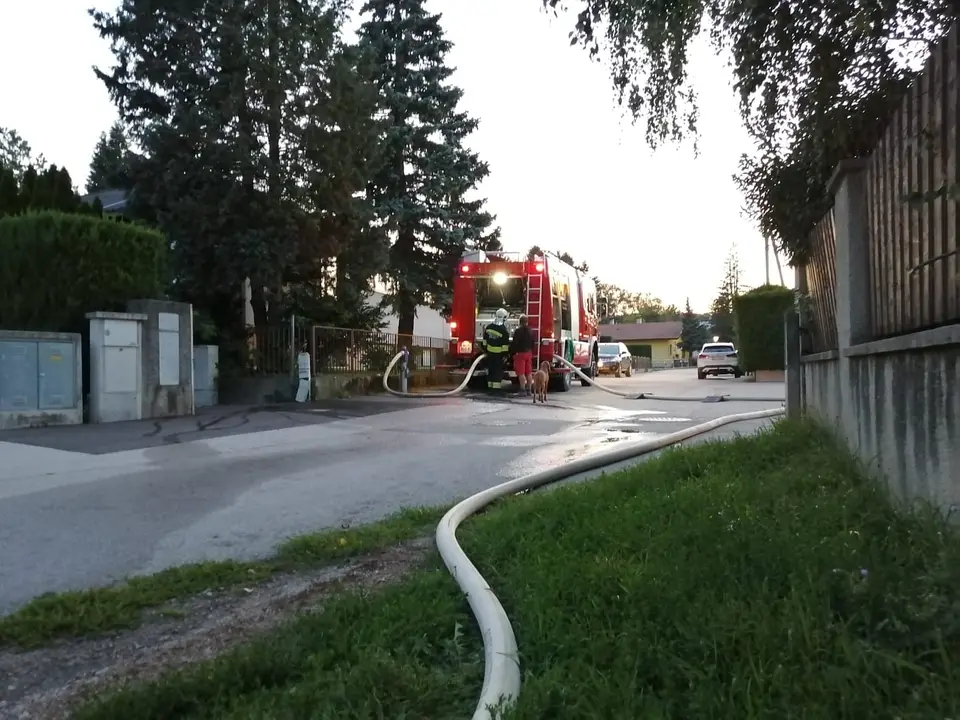 Übung Löschwasserförderung – Foto 3 von 4