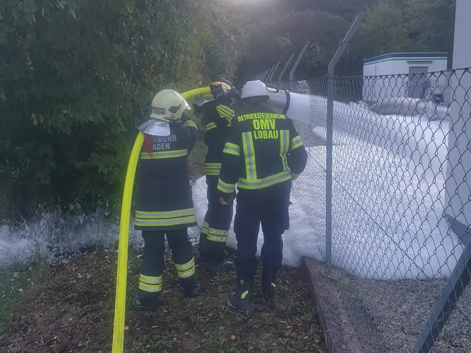 Übung bei Pipeline-Schieberstation – Foto 1 von 2