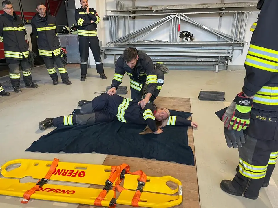 Übung feuerwehrmedizinischer Dienst – Foto 1 von 4