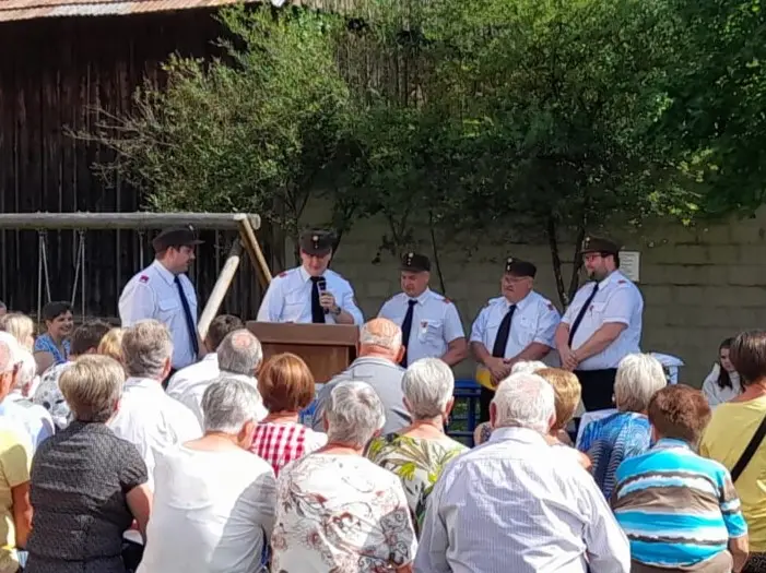 Besuch der Partnerfeuerwehr – Foto 2 von 2