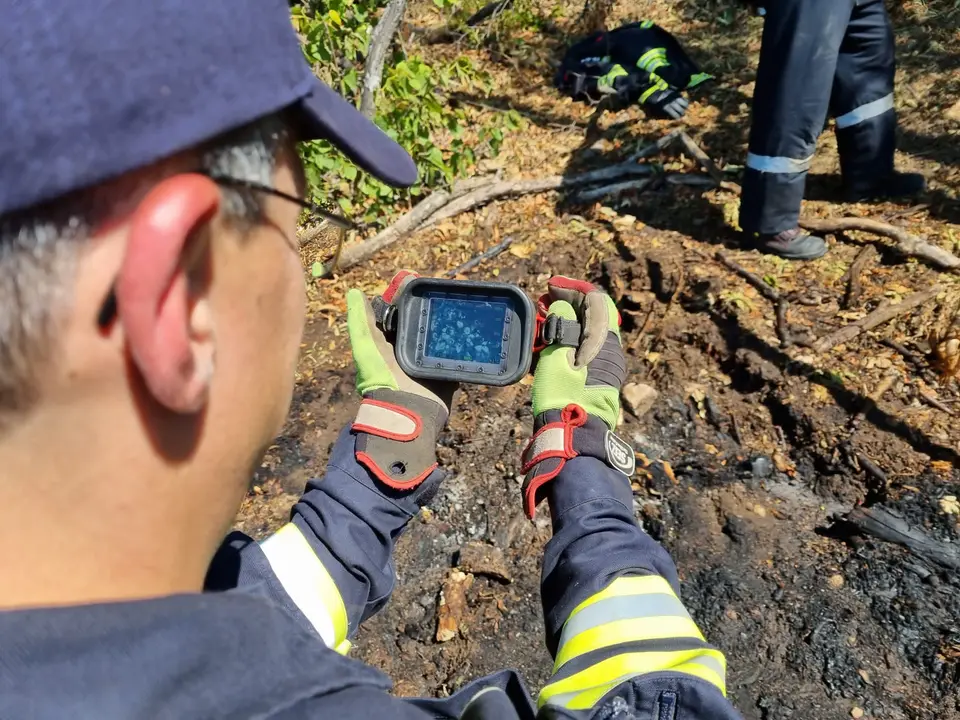 Großflächiger Waldbrand verhindert – Foto 4 von 8