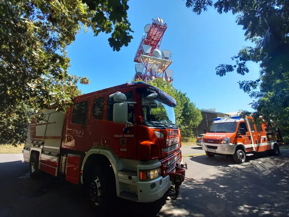 Großflächiger Waldbrand verhindert – Foto 8 von 8