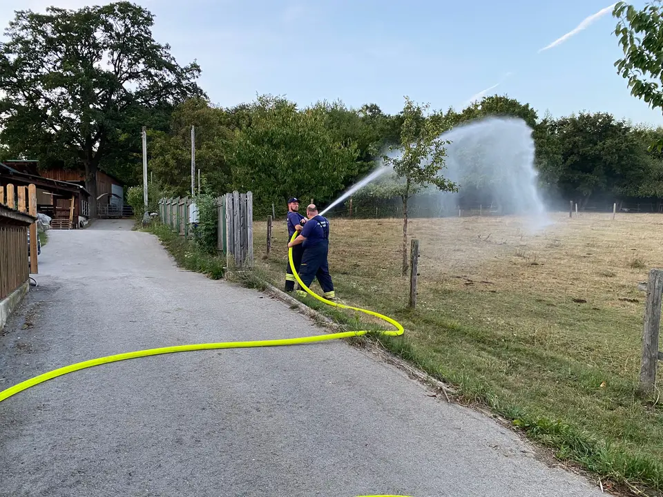 Übung Löschwasserförderung – Foto 4 von 4