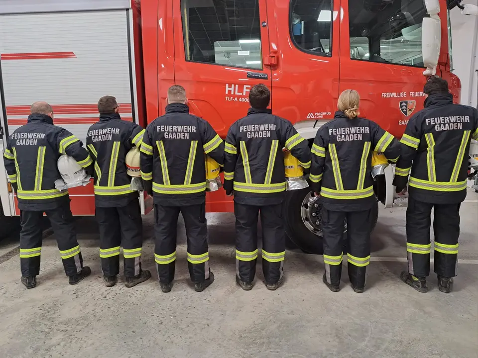 Neue Einsatzbekleidung – Foto 1 von 1