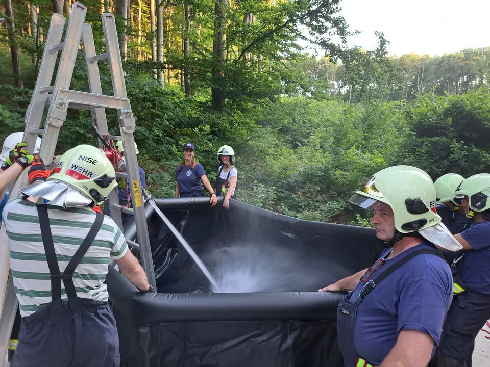 Übung Waldbrandbekämpfung – Foto 7 von 9