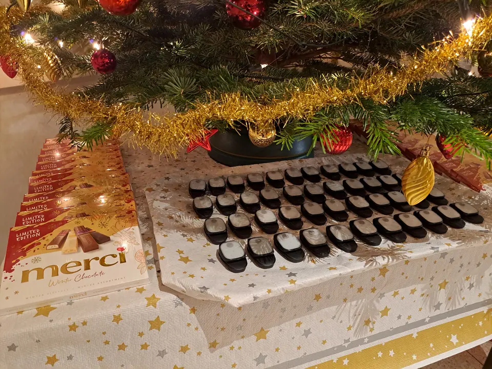 Weihnachtsfeier – Foto 2 von 6