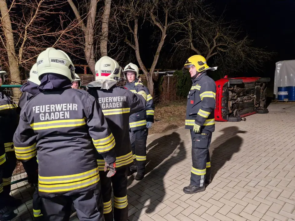Übung „Menschenrettung aus Fahrzeugen“ – Foto 4 von 13