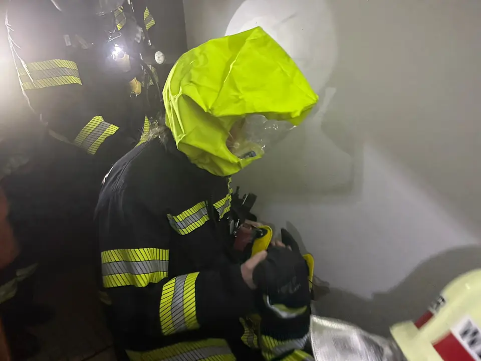 Einsatzübung Gebäudebrand – Foto 6 von 7
