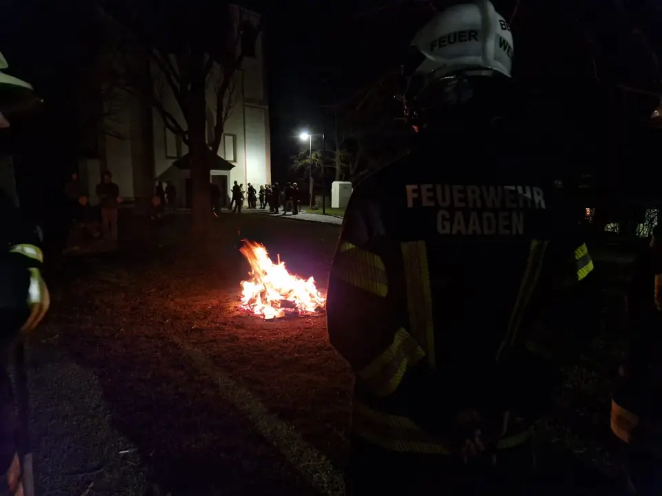 Osterfeuer – Foto 2 von 2