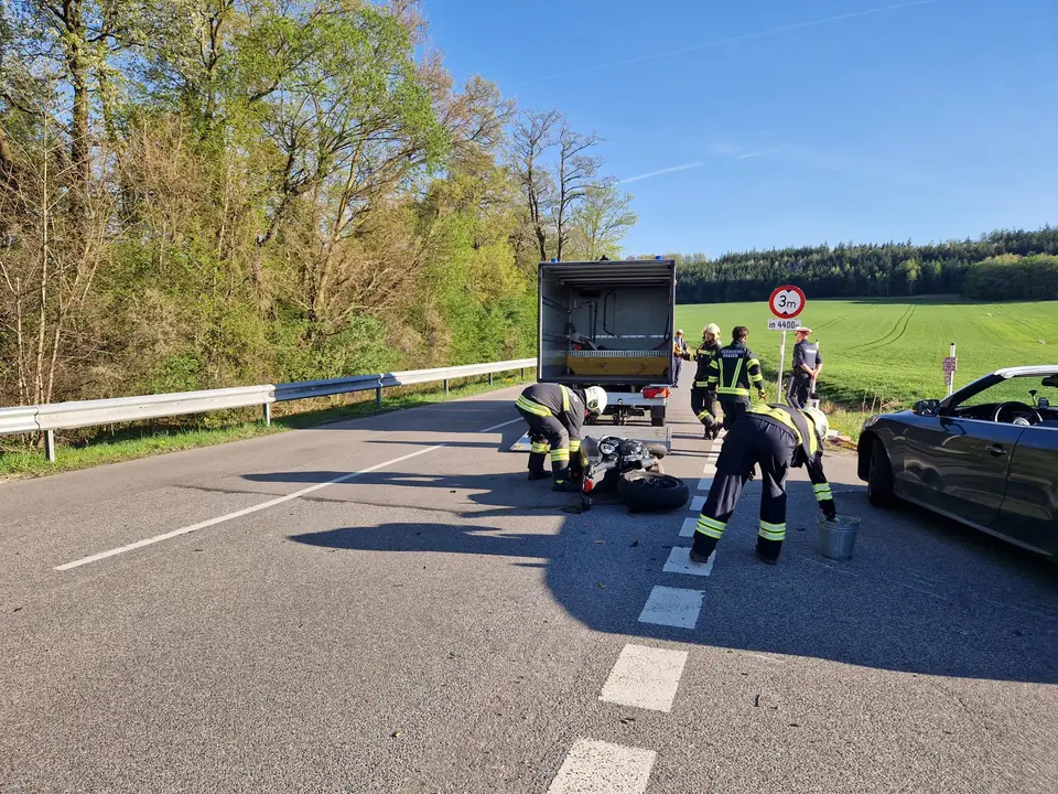 Motorradbergung – Foto 2 von 2