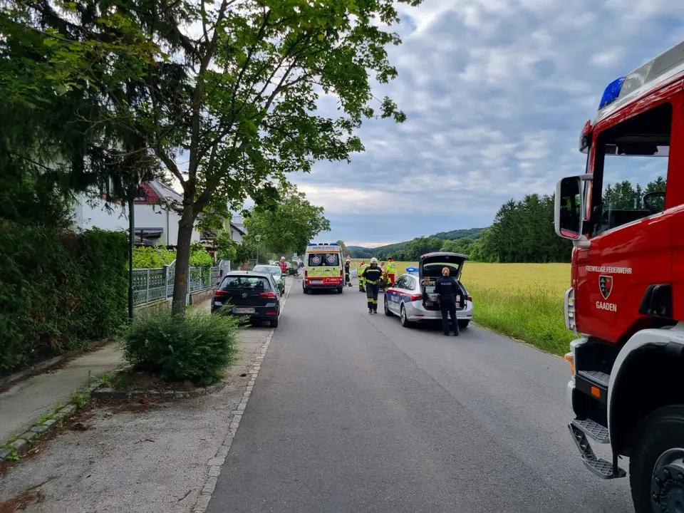 Verkehrsunfall mit drei PKW auf der Sittendorferstraße – Foto 4 von 6