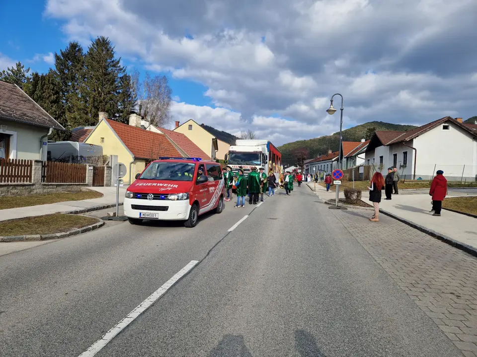 Faschingsumzug – Foto 4 von 5