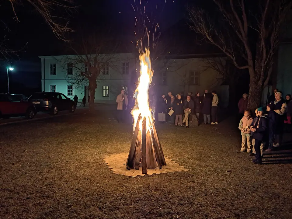 Osterfeuer – Foto 2 von 2
