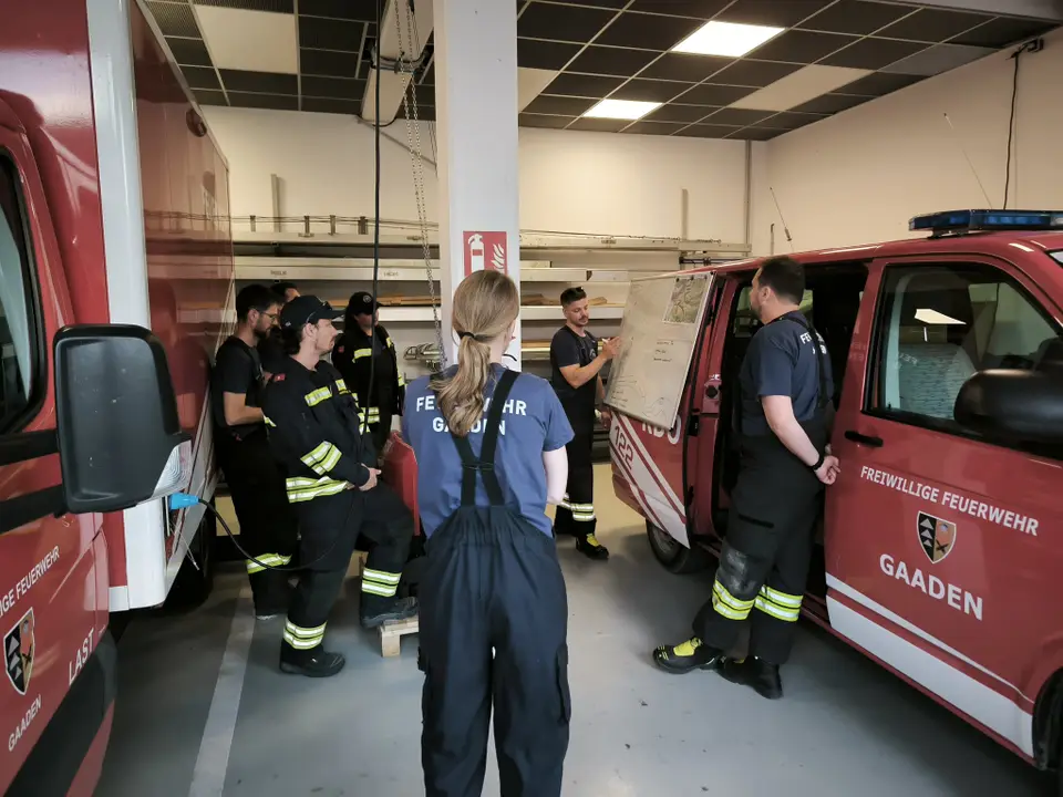 Übung Waldbrand – Foto 1 von 4