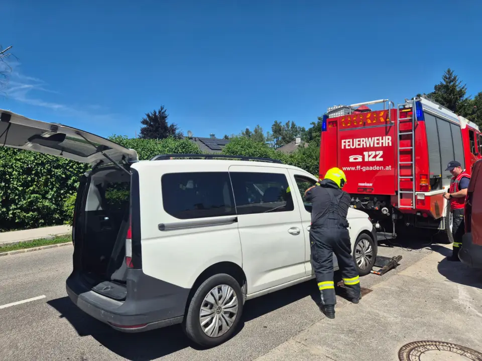 Verkehrsunfall Siegenfelderstraße – Foto 4 von 4